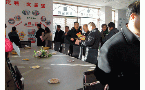 自治區(qū)、銀川市人大代表及金鳳區(qū)各級(jí)領(lǐng)導(dǎo)來我公司進(jìn)行視察調(diào)研活動(dòng)