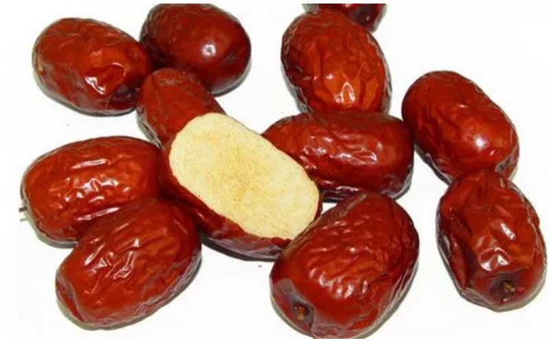 紅棗和它一起泡，每天一杯，濕氣消，臉色更紅潤(rùn)！